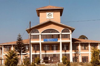 त्रिविमा भौतिक उपस्थितिमै परीक्षा