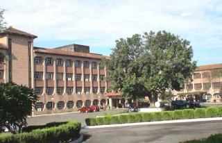 बिपी स्वास्थ्य विज्ञान प्रतिष्ठानको सेवा शुक्रबारदेखि बन्द गर्ने  चेतावनी