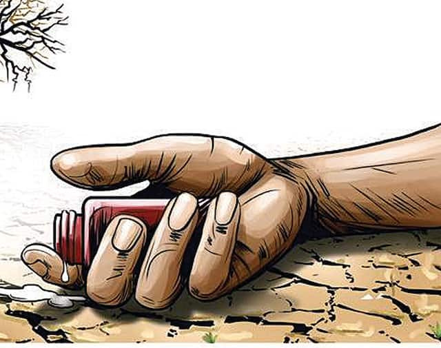 बिधालय छिर्न नपाएपछि बिद्यार्थीले गरे आत्महत्या
